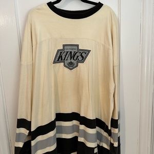 Vintage LA Kings long sleeved jersey style shirt